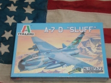 images/productimages/small/Corsair II A-7D Italeri 1;72 voor.jpg